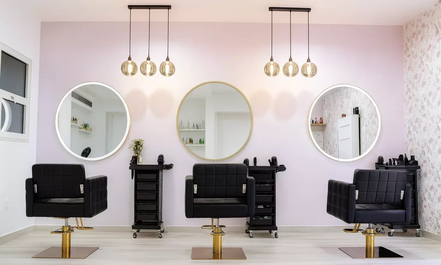 60 Mins Relaxing or Contouring Spa Treatment w/w/o Moroccan Bath/Blow