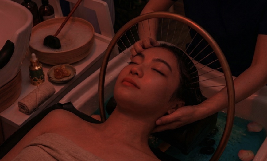 Image 3: Luxury Head Spa & Scalp Massage for Relaxation & Hair Health