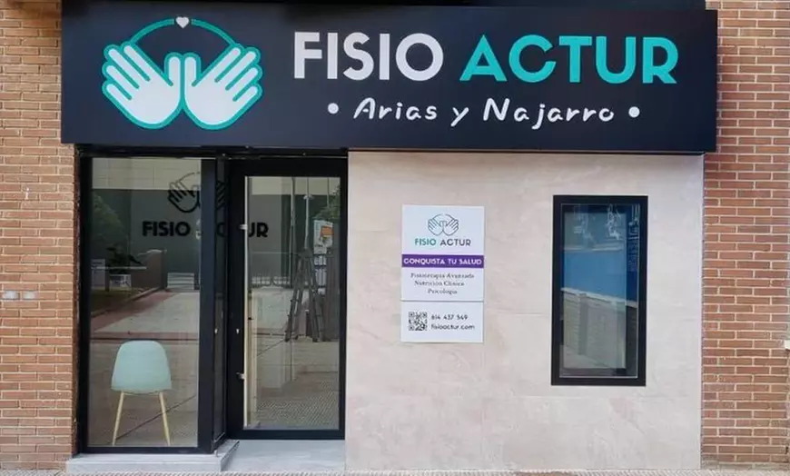 Image 7: Sesión de fisoterapia con diagnóstico y valoración previa para 1
