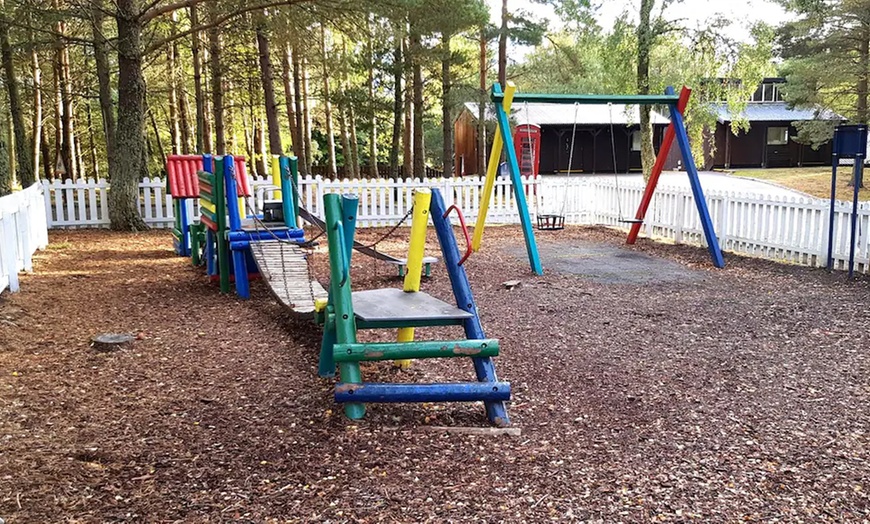 Image 18: Carrbridge: Standard One or Two-Bedroom Cabin for Up to Four People