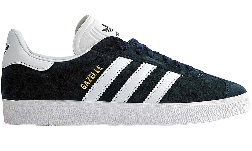 Image 2: Adidas Men's Gazelle Suede Trainers