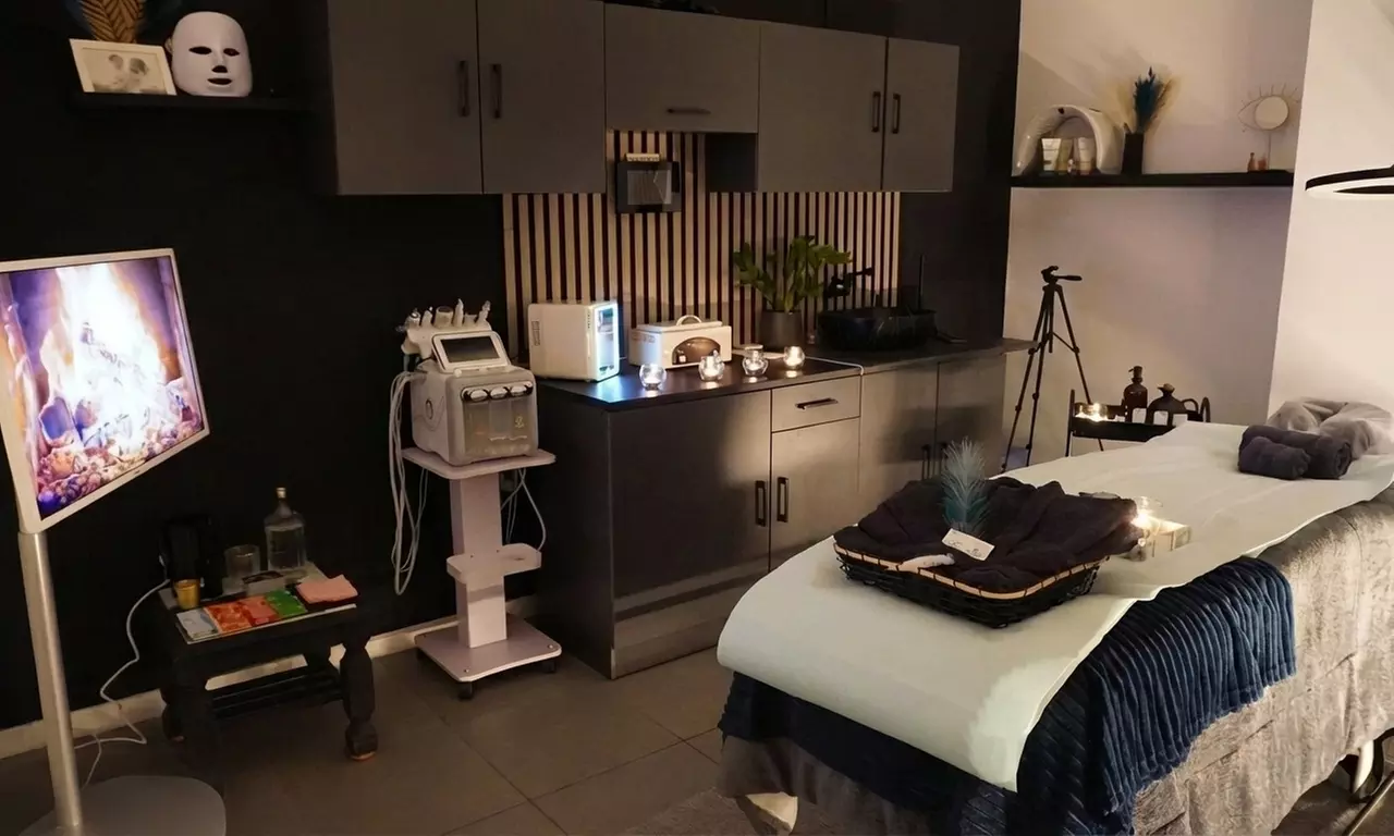 Hidrolimpieza facial con cóctel de vitaminas y/o tratamiento orbicular