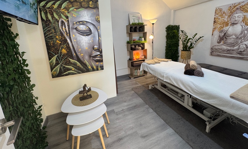 Image 12: Masaje relajante de 45 o 60 minutos para 1 persona