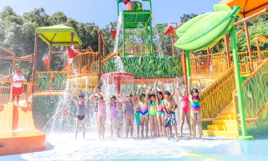 Image 1: Admission to Gilroy Gardens regular season!