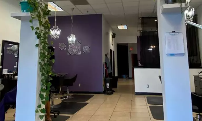 Full Set of Hybrid, Volume, or Mega Volume Lash Extensions with Fill