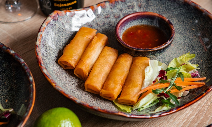 Image 2: Traditionelles vietnamesisch-japanisches 3-Gänge-Menü für 2 / 4 Pers.