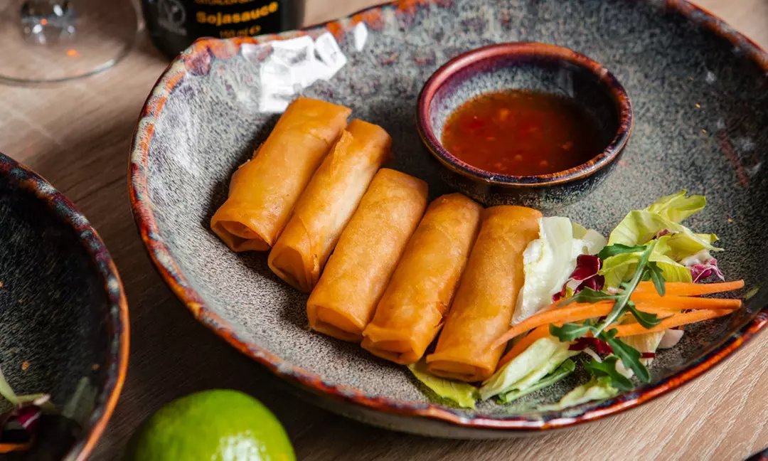 Traditionelles vietnamesisch-japanisches 3-Gänge-Menü für 2 / 4 Pers.