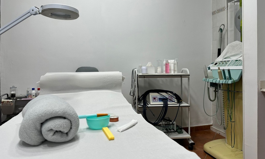 Image 6: Limpieza facial para 1 con opción a ultrasonidos y masajeador ocular