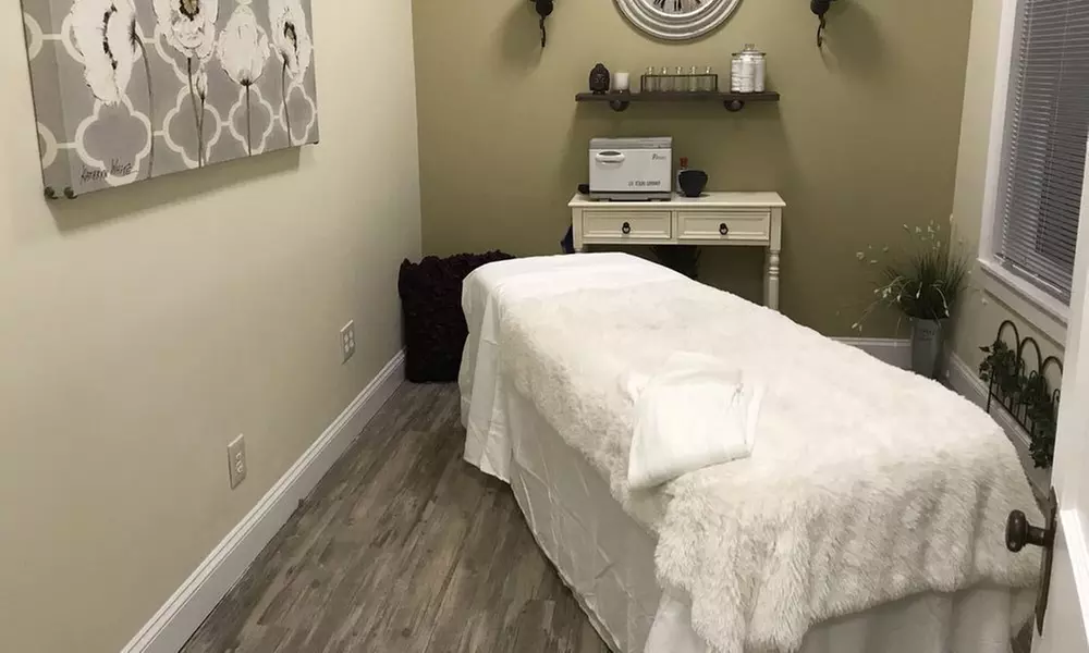 Brazilian Waxing Packages: 1, 3, 5 or 10 Sessions (45 Min Each)