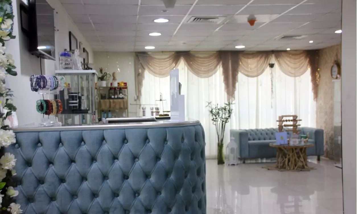 Mani-Pedi, Blowdry & Russian Nail Extensions