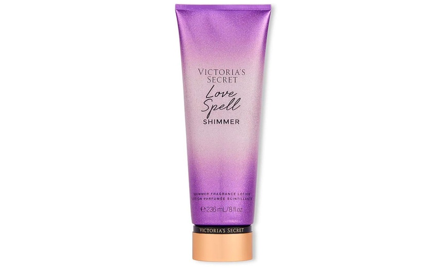 Image 31: Victoria’s Secret body mists & lotions