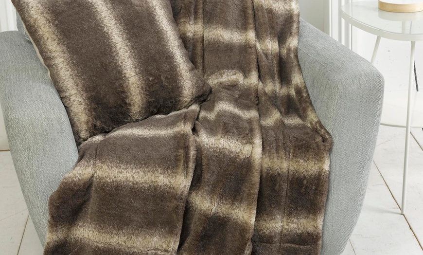 Image 1: Winter Faux Fur Throws