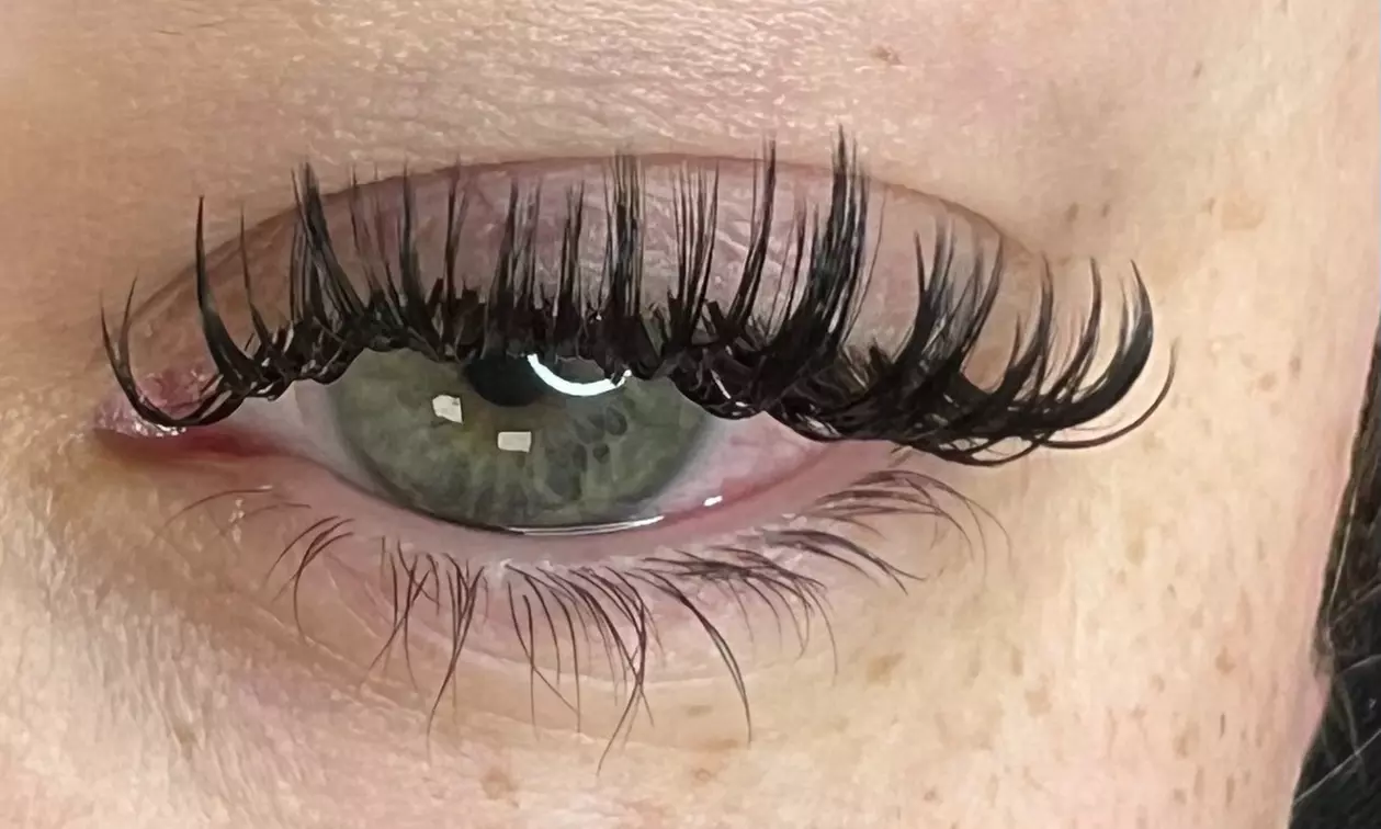 Get a Full Volume, or Natural Set of Lash Extensions w/ 2-Week Fill