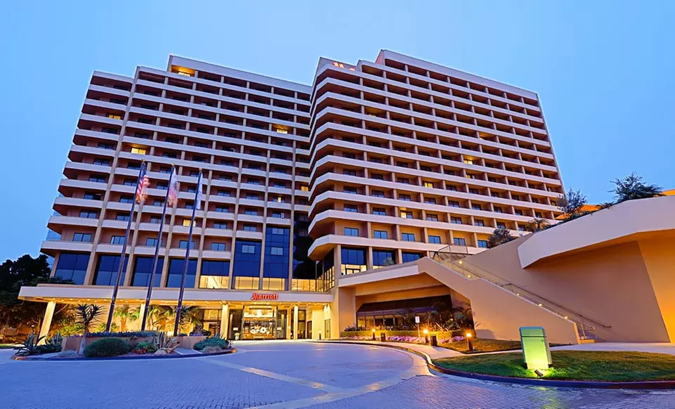 Stay with Dining Credit and Enhanced WiFi at San Diego Marriott La Jolla. Dates into September. - Primary Image