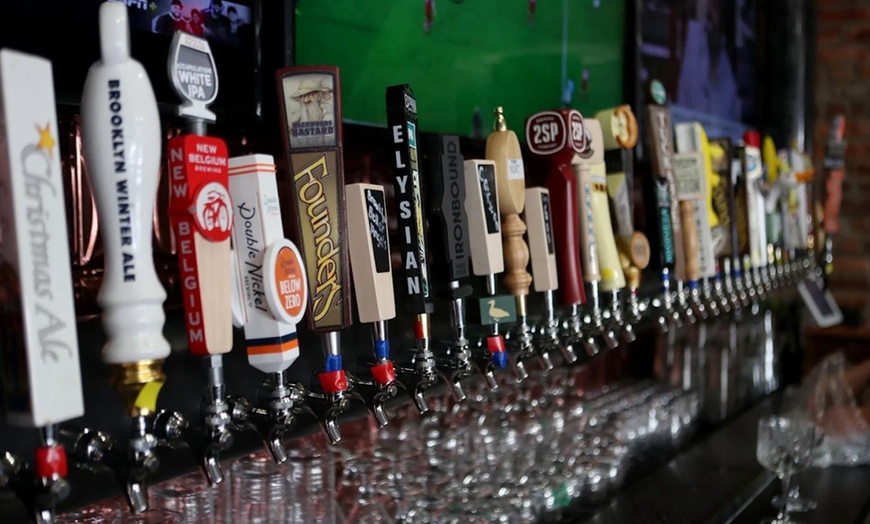 Image 11: Beer Flight & Bar Pie Combos + $50/$100 Food/Drink Credit