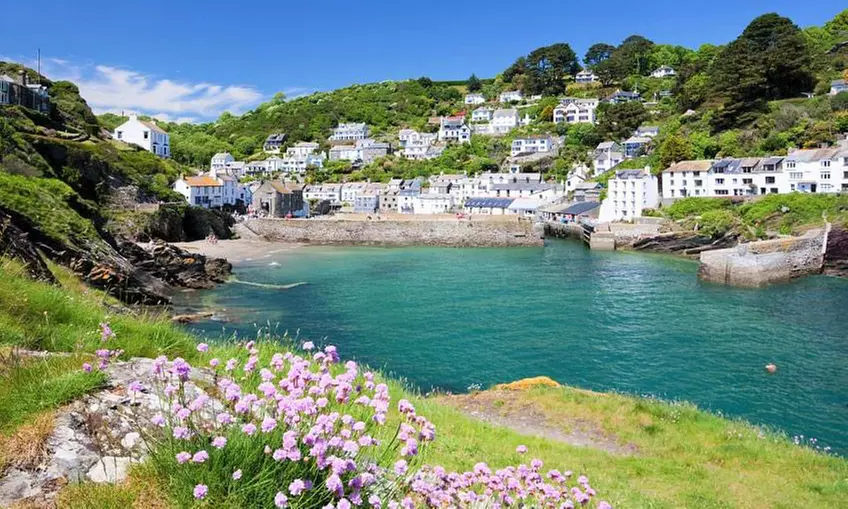 Cornwall: Two-Bedroom Caravan for up to Six