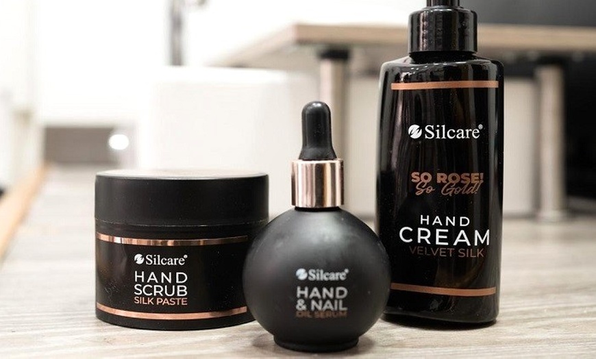 Image 14: Sesión de manicura, pedicura o ambas con esmaltado a elegir para 1