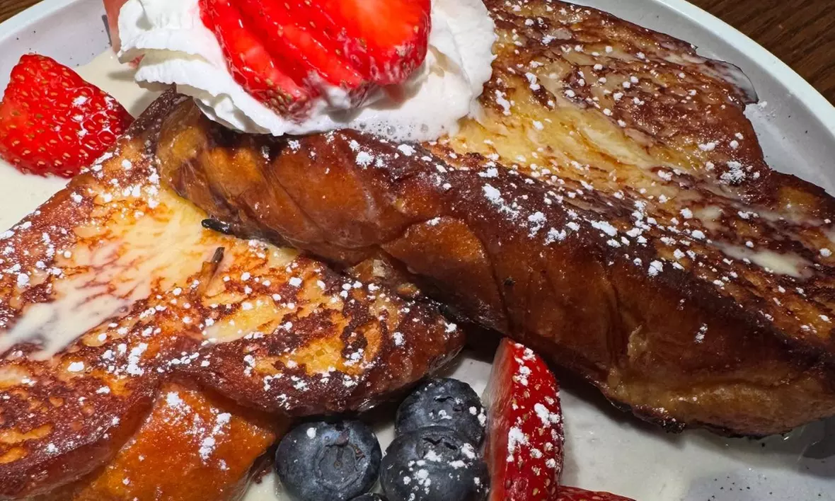 Delight with 1.5 Hour Bottomless Brunch for Two or Four 