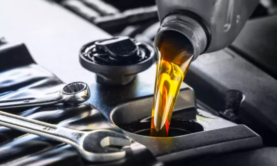 Forfait vidange avec remplacement du filtre à huile, par Maison du Pneu Ernée (Groupe Sofrap) - Primary Image