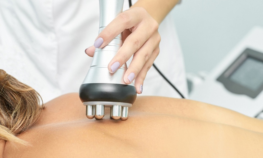 Image 3: One, Three or Five Sessions of 1-Hr Fascia Blast, cavitation Therapy