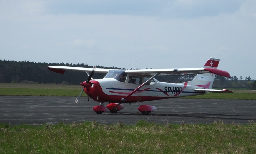 Image 1: Do 0% zniżki na Wycieczka - latanie w HelenAir Przemysław Piekarski