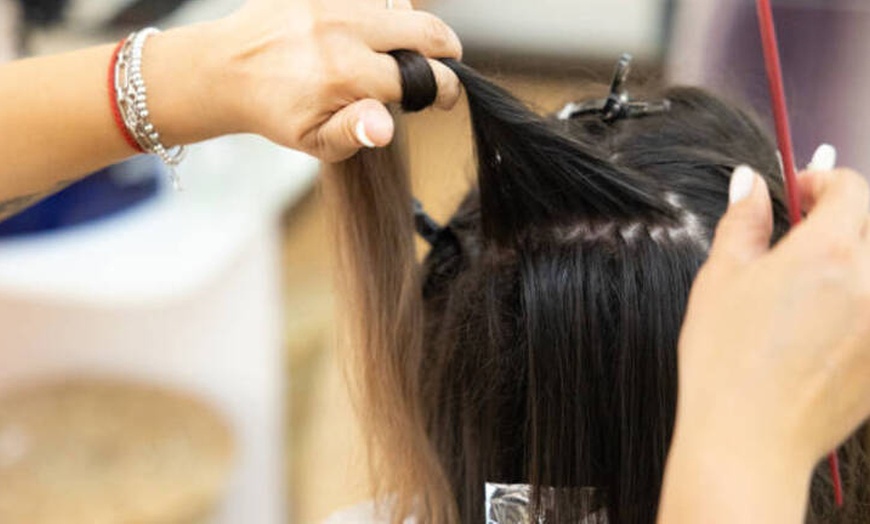 Image 7: Cambio de look con diagnóstico capilar, corte, peinado, tinte o mechas 