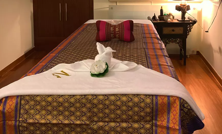 Image 3: Tajskie masaże z olejkami dla 1 lub 2 osób albo pakiety spa 