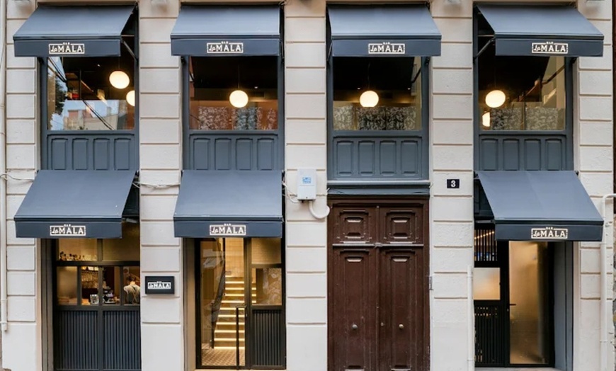 Image 6: Menú mediterráneo completo para 2 o 4 con opción a vino en El Carmen