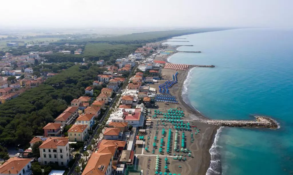 Marina di Cecina: 1, 2 o 4 notti per 2 persone in mezza pensione