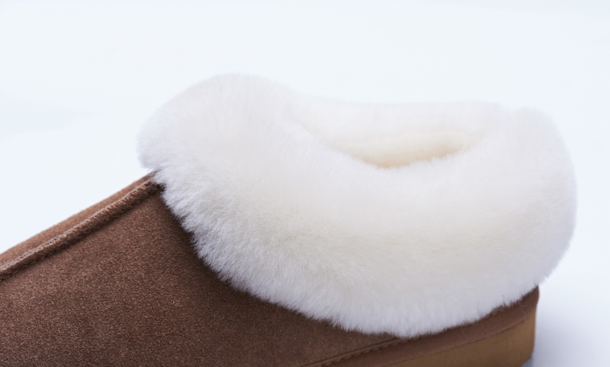 Image 9: Women's Sheepskin Slipper Boots