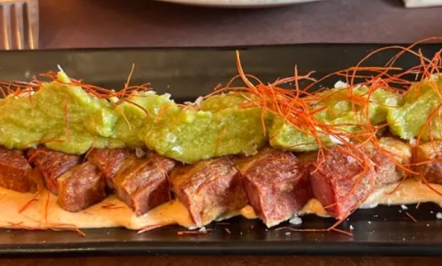 Image 26: Menú para 2 o 4 con entrantes, principales, postres y bebidas 