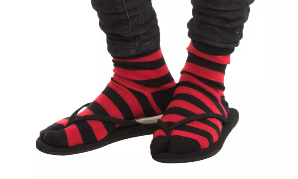 3-Pack of Women's V-Toe Flip-Flop Socks - Second Medium