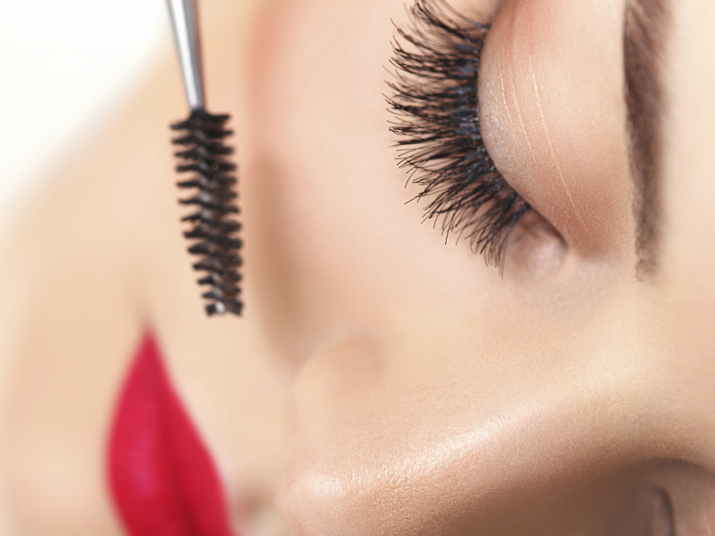 One Day Eyelash Extension Course & Starter Kit w/ Optional Lash Table