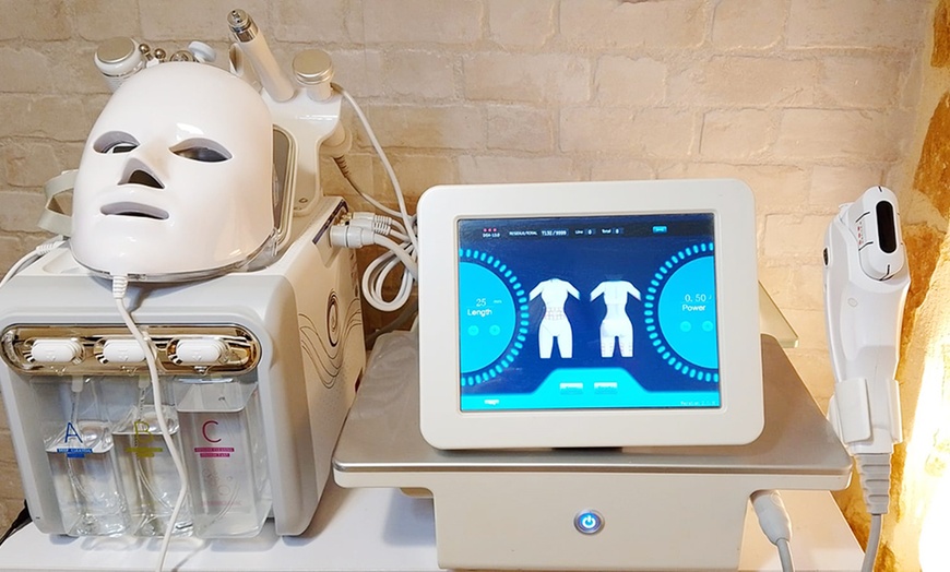 Image 8: 1 o 2 sesiones de HIFU facial o corporal en una o dos zonas a elegir