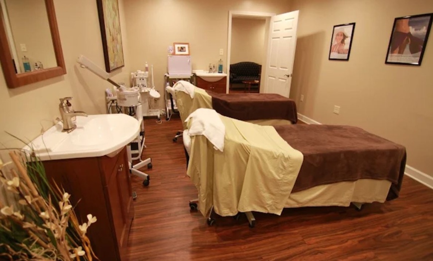 Image 2: 6 Laser Hair Removal Sessions for Small, Medium, or Large Areas 
