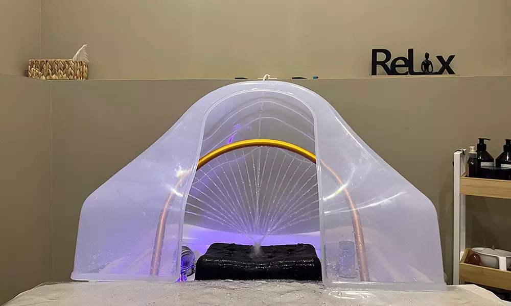 Ritual head spa japonés con dulces y té