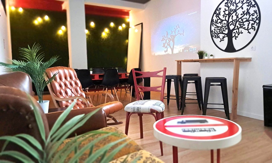 Image 3: Pase de 1 día o 1 mes con WiFi, zonas de descanso y espacios creativos 