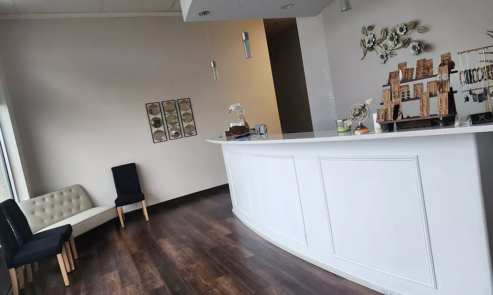 Relax Together with 50 or 90-Minute Choice of Massage for Couples