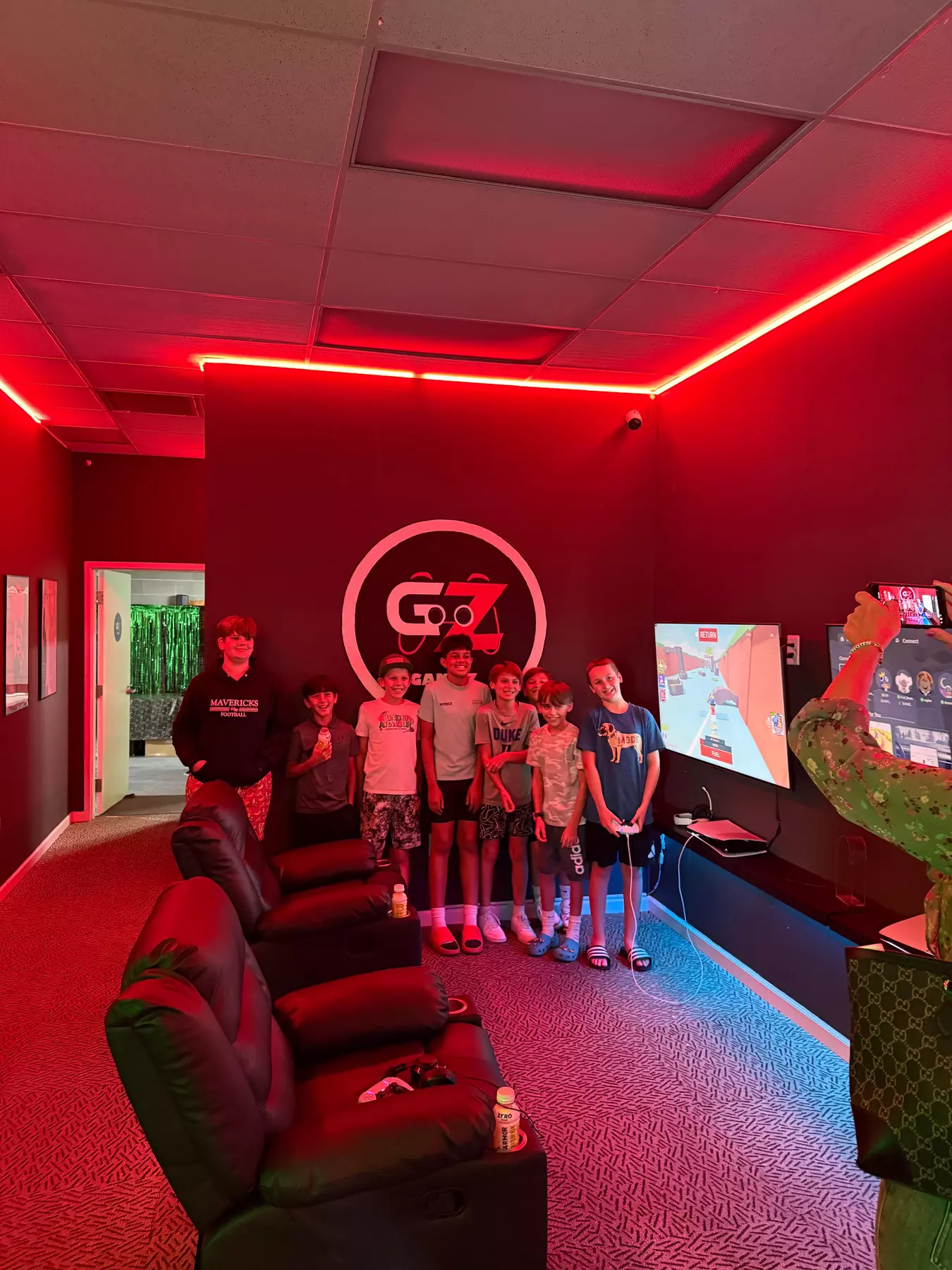 Weekend Party Packages, VR Sessions or Race Car and Flight Simulators