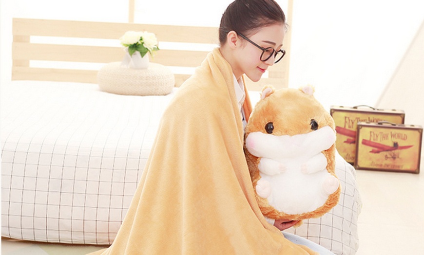 Image 6: Hamster Plush and Blanket Set