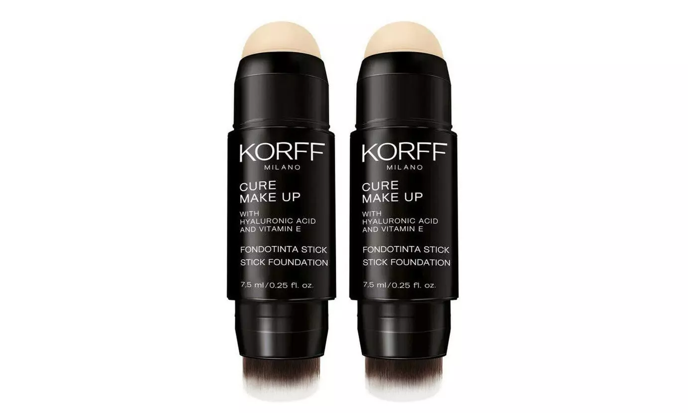 1 o 2 fondotinta stick di Korff con acido ialuronico e vitamina C