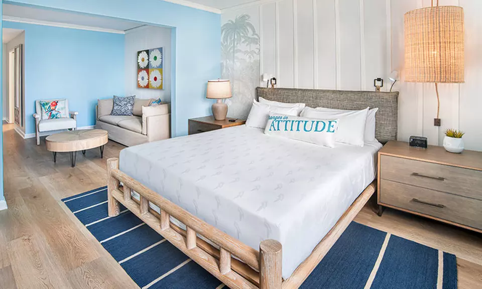 4-Star Stay With Rooftop Pool in San Diego's Lively Gaslamp Quarter
