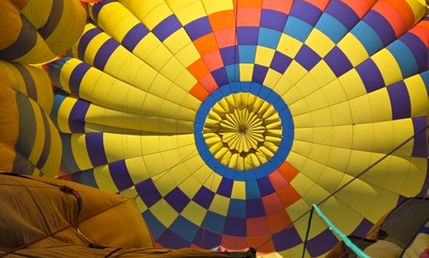 Image 2: Expert Guided Hot Air Balloon Ride Over Boise w/ Post-Flight Treats