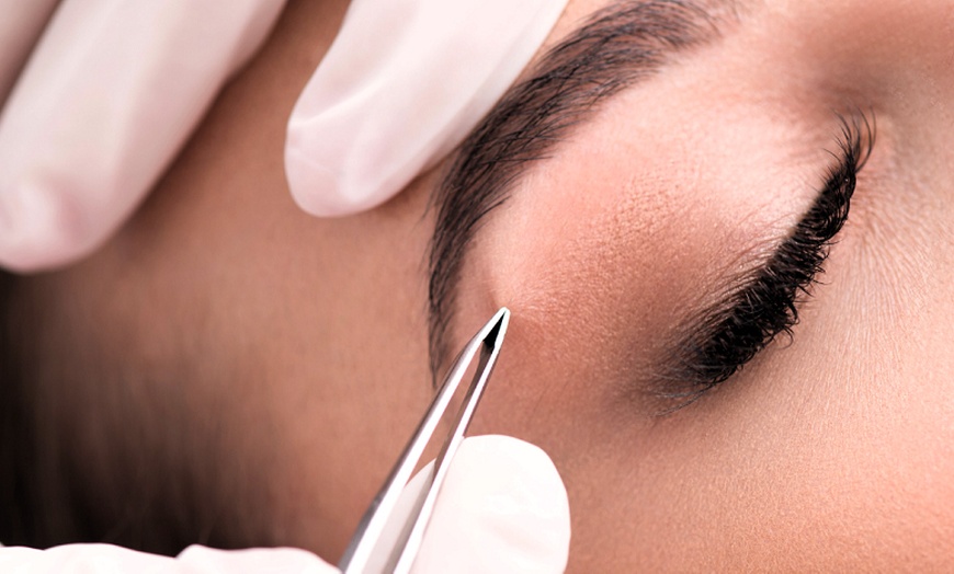 Image 5: Extensiones clásicas pelo a pelo, con diseño, relleno o ambos 