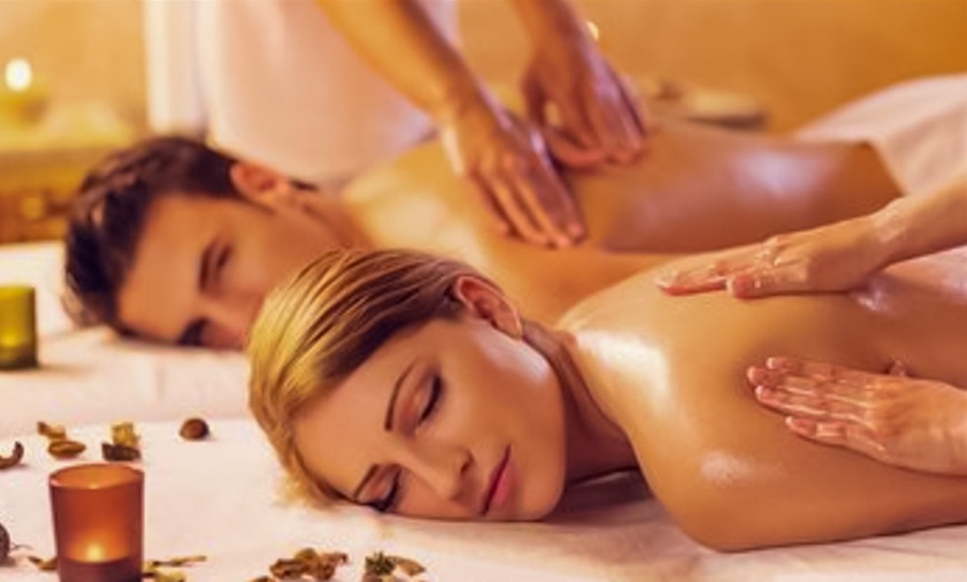 Image 1: Modelage avec The Glow Beauty Bar Illkirch