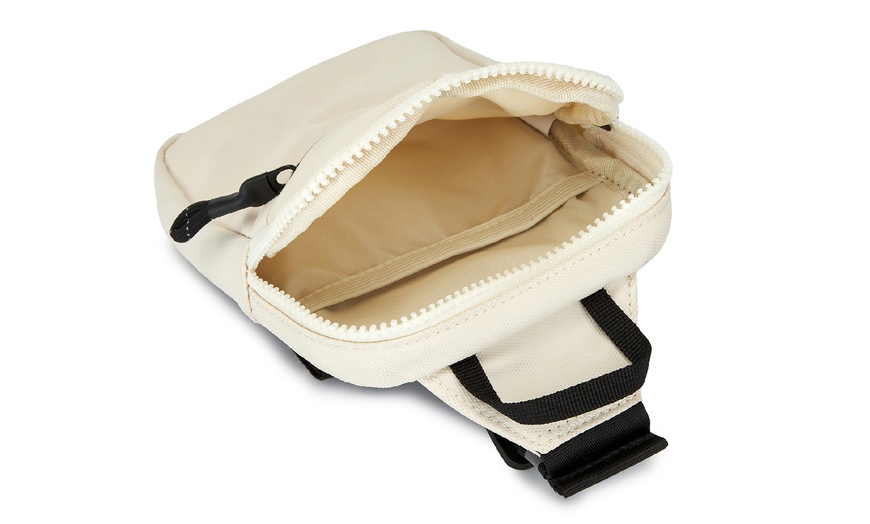 Image 32: Men's Lightweight Dalily Crossbody Bag 