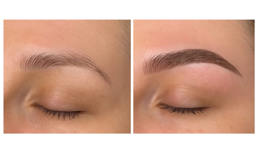 Image 7: Get Microblading, Lip Blushing or Powder/Combo/Ombré Brows