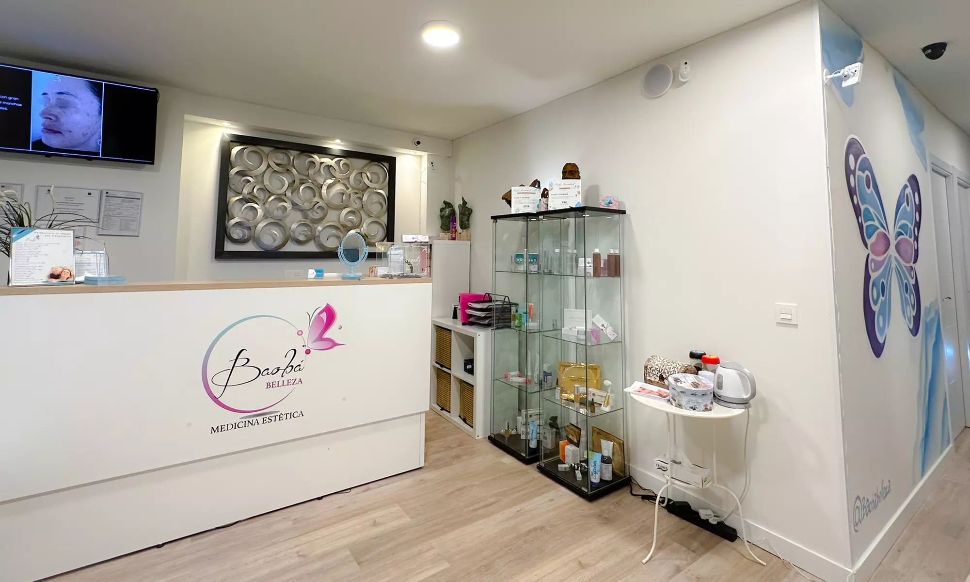 Cavitación, masaje drenante con láser lipolítico y presoterapia