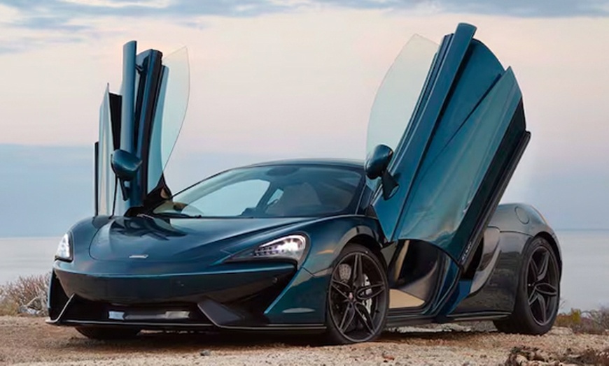 Image 4: Sportscar or Supercar Driving - 3,6 or 9 Miles in 1,2 or 3 cars