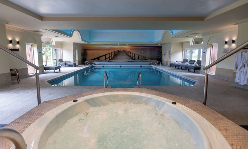 Image 1: Shropshire: Classic Double Room with Breakfast